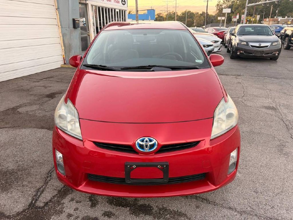 2010 Toyota Prius Image 2