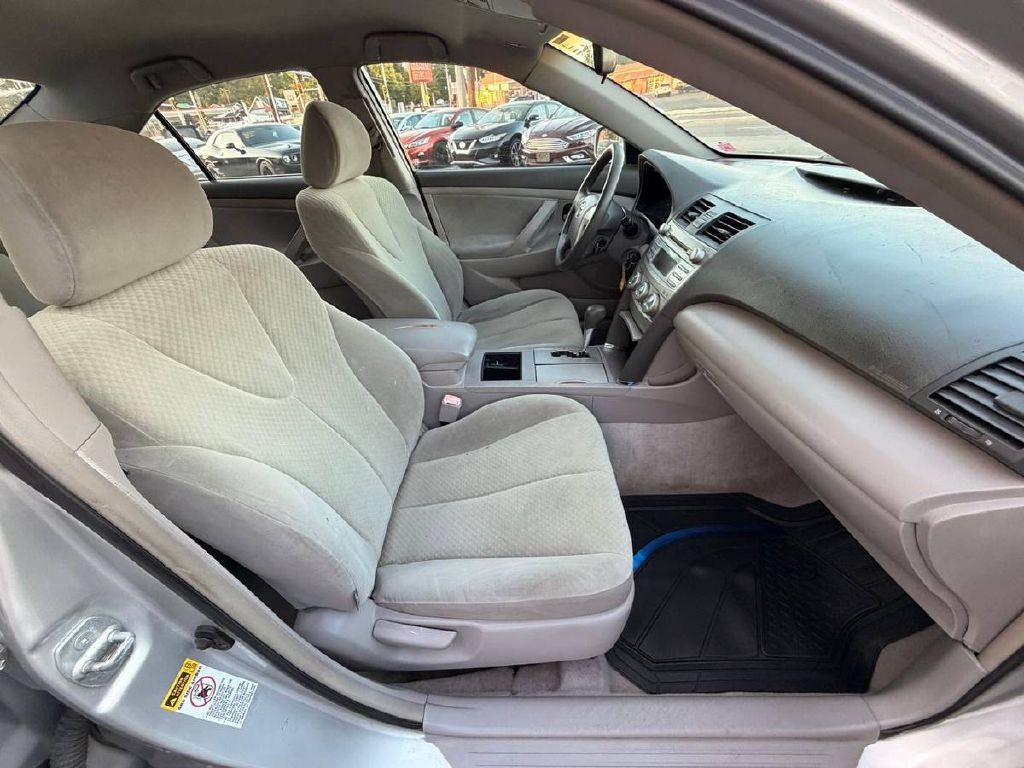 2007 Toyota Camry Image 11