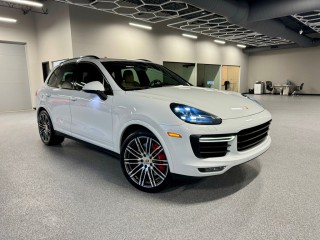 Image for 2016 Porsche Cayenne Turbo ID: 6435148