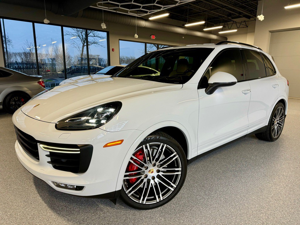 2016 Porsche Cayenne Image 6