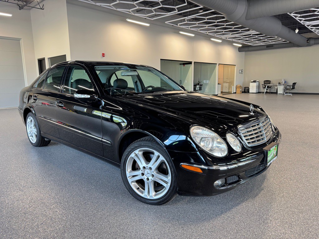 2006 Mercedes-Benz E-Class Image 2