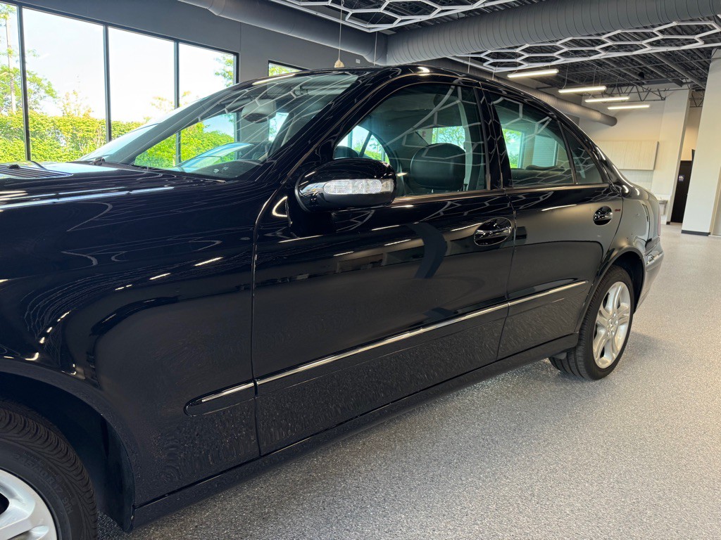 2006 Mercedes-Benz E-Class Image 9