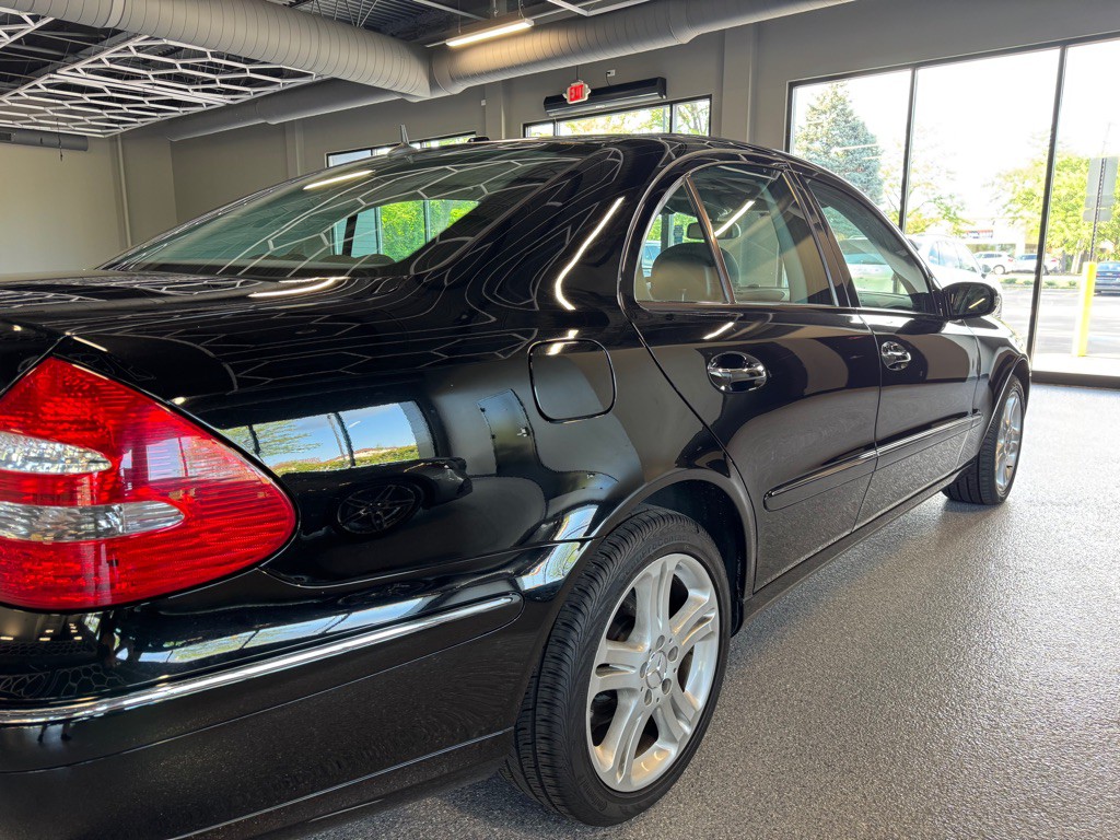 2006 Mercedes-Benz E-Class Image 14