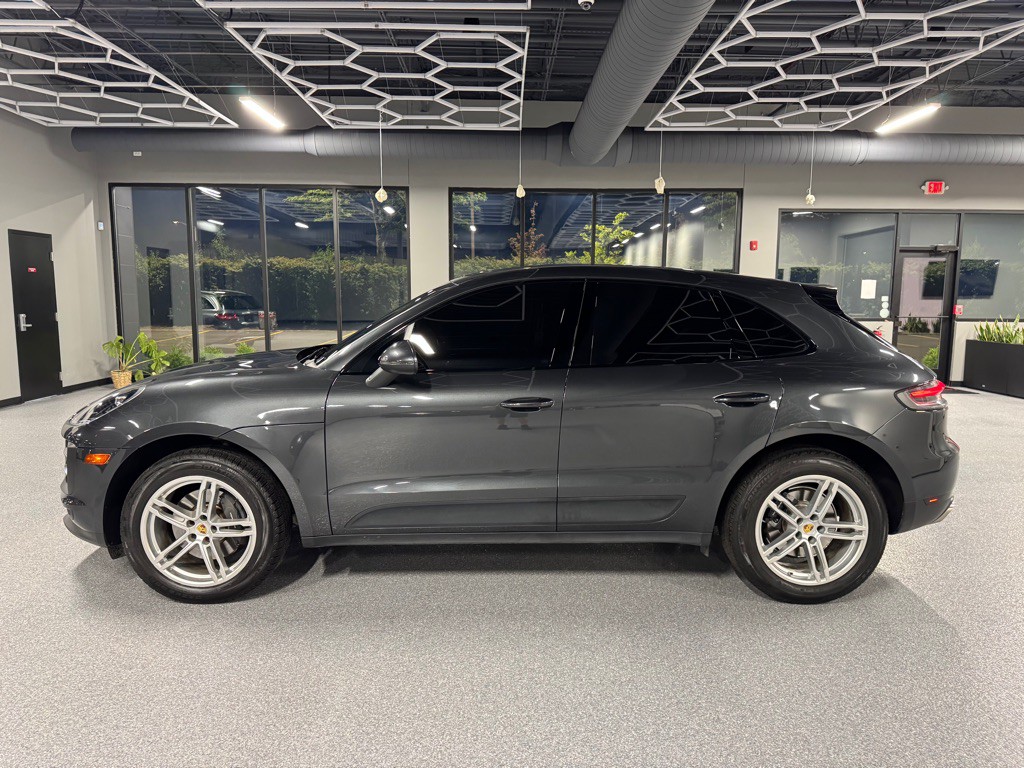 2019 Porsche Macan Image 10