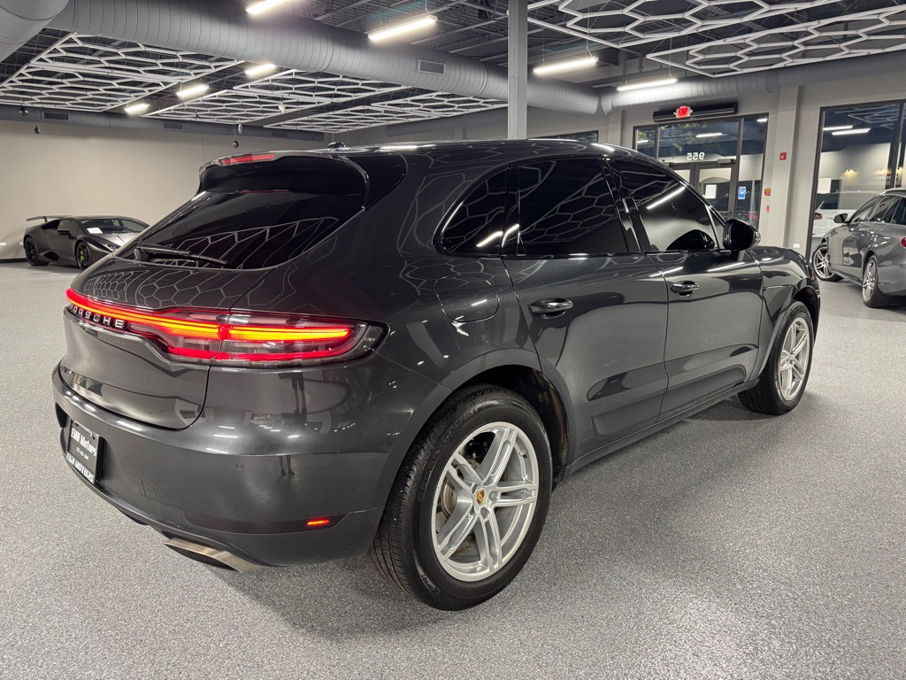 2019 Porsche Macan Image 14