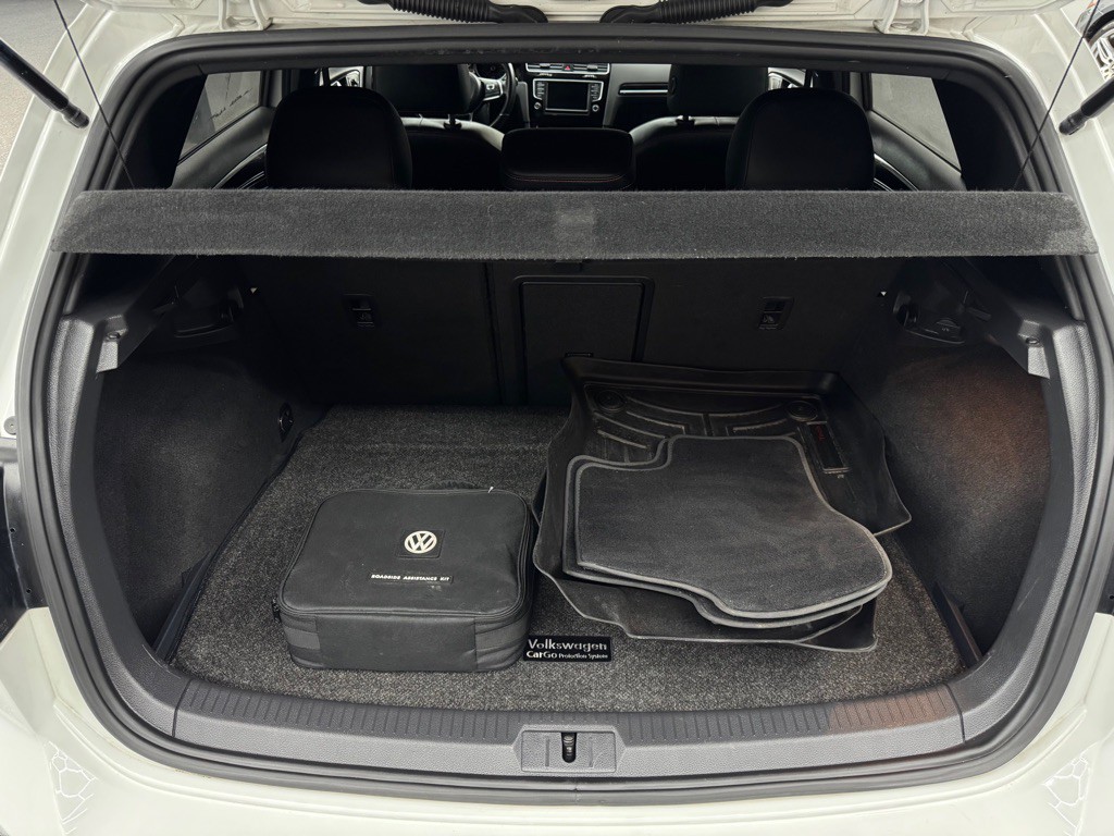 2017 Volkswagen GTI Image 20