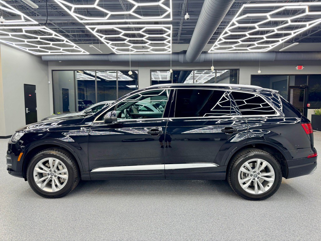 2017 Audi Q7 Image 9