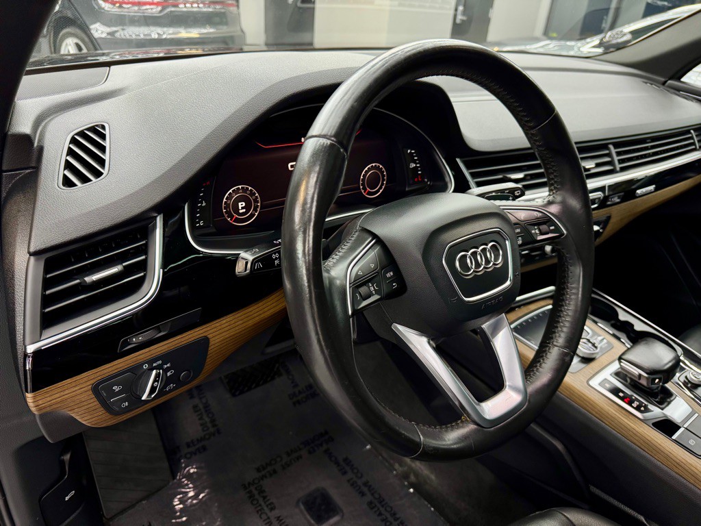 2017 Audi Q7 Image 24