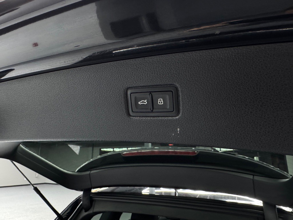 2017 Audi Q7 Image 31