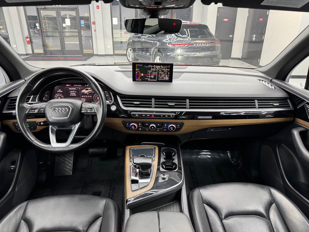 2017 Audi Q7 Image 37