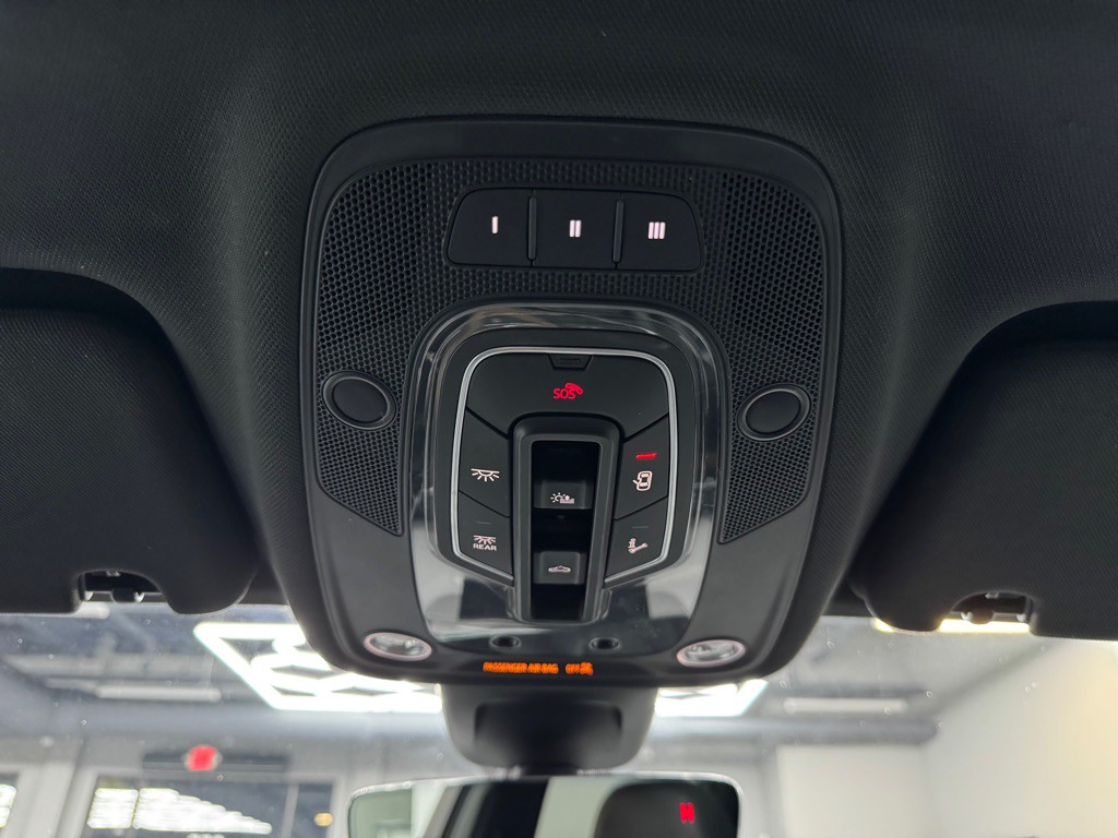2017 Audi Q7 Image 46