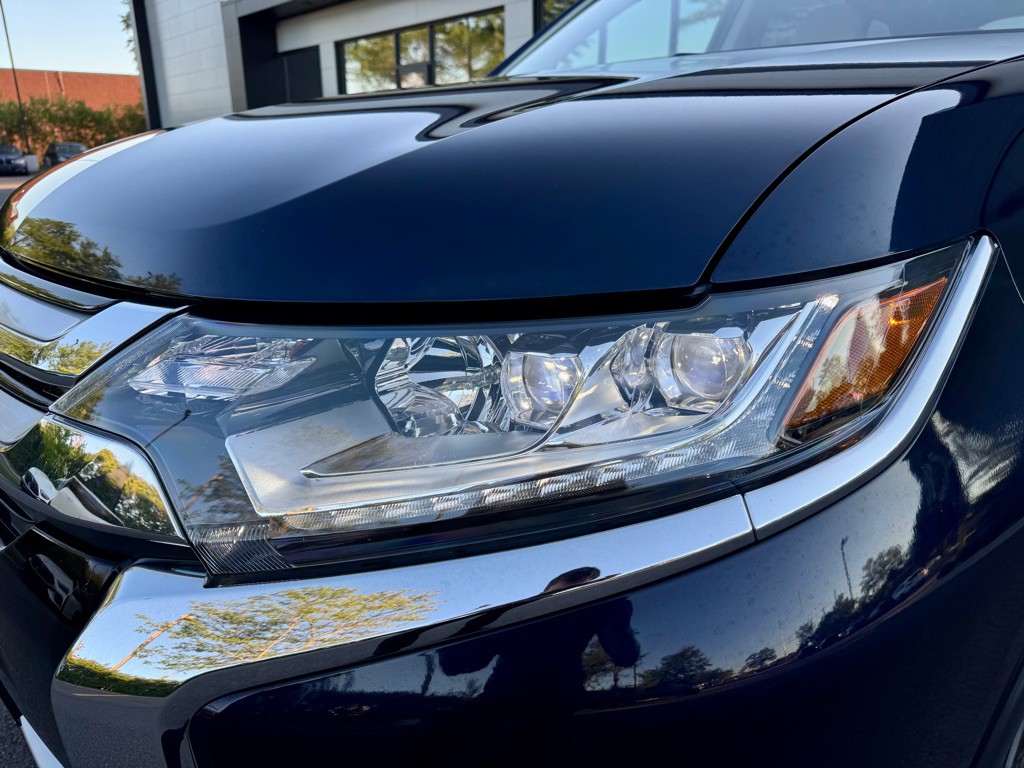 2017 Mitsubishi Outlander Image 5