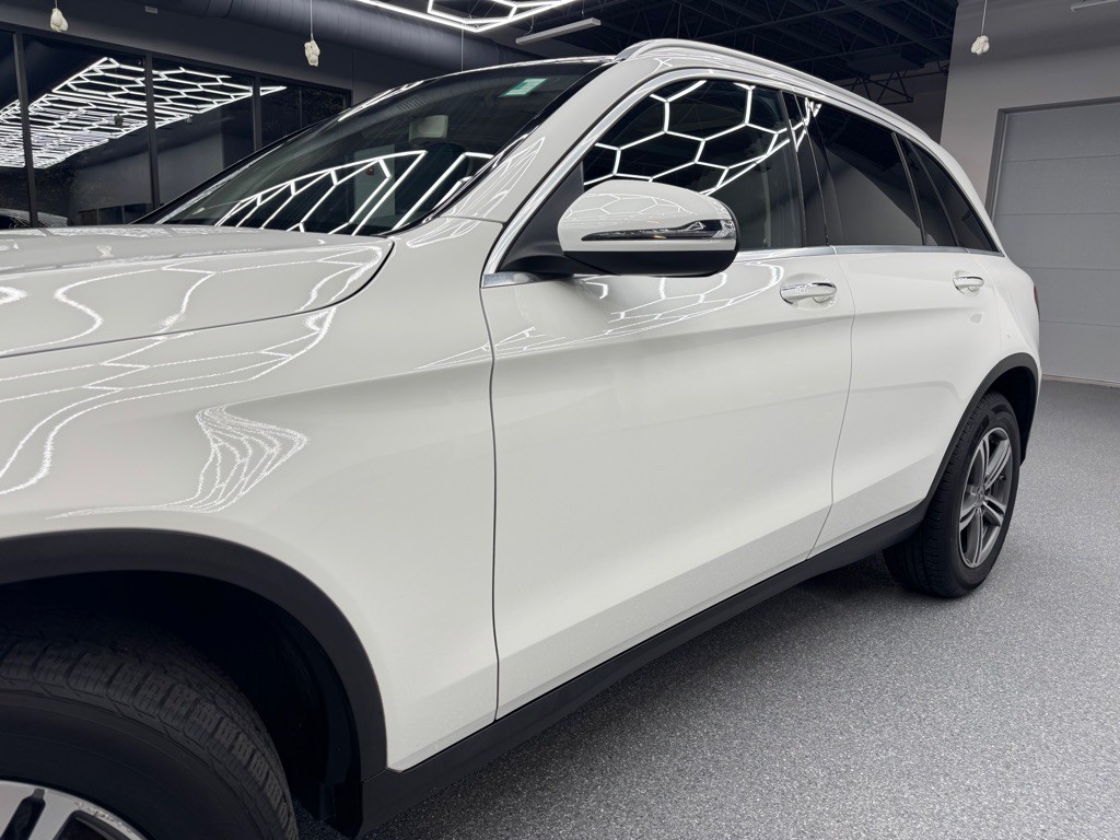 2020 Mercedes-Benz GLC-Class Image 9