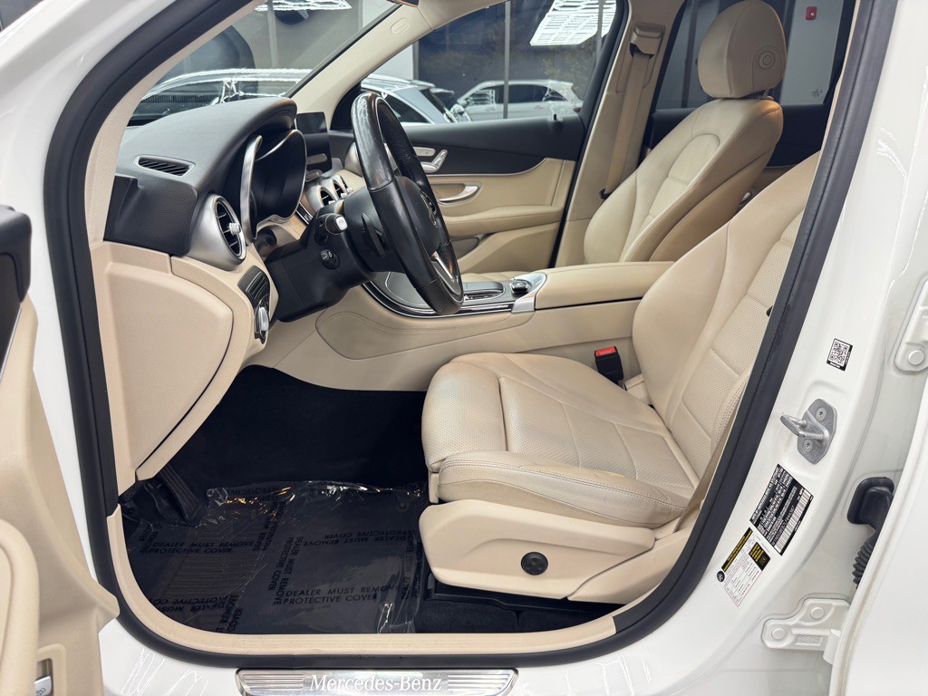 2020 Mercedes-Benz GLC-Class Image 20
