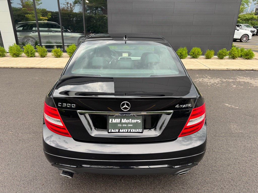 2014 Mercedes-Benz C-Class Image 8