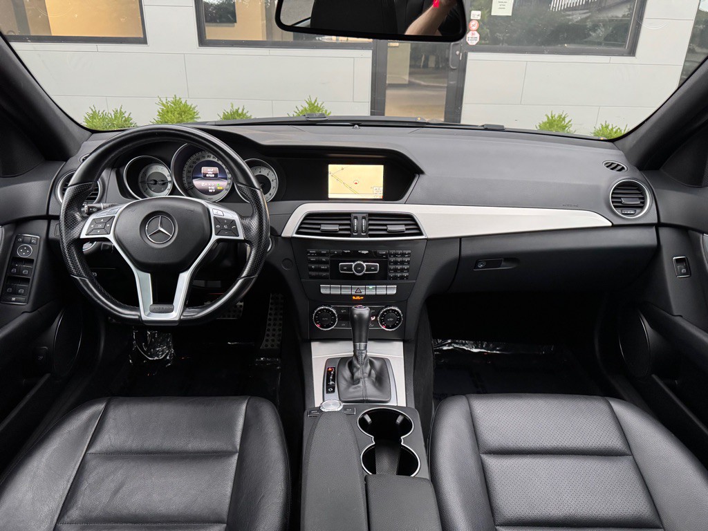 2014 Mercedes-Benz C-Class Image 23