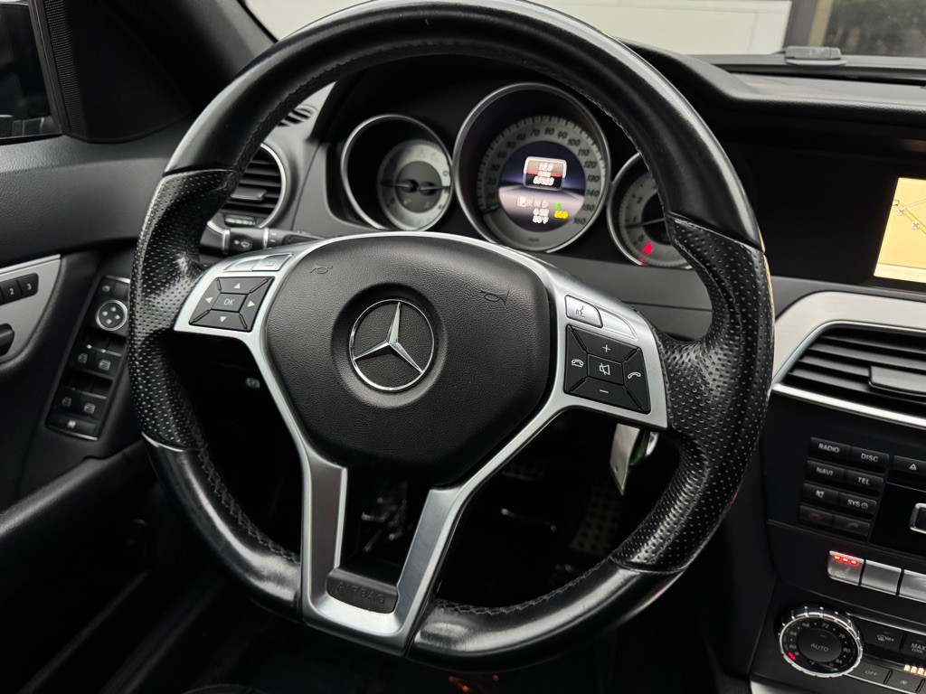 2014 Mercedes-Benz C-Class Image 27