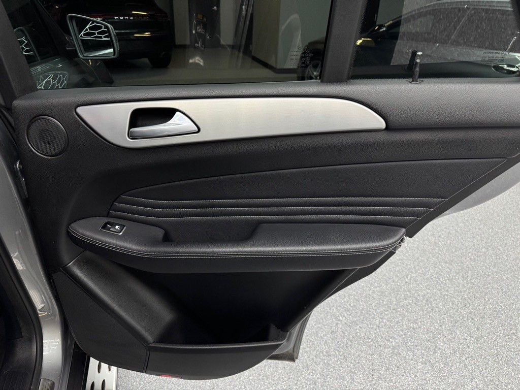 2014 Mercedes-Benz M-Class Image 21