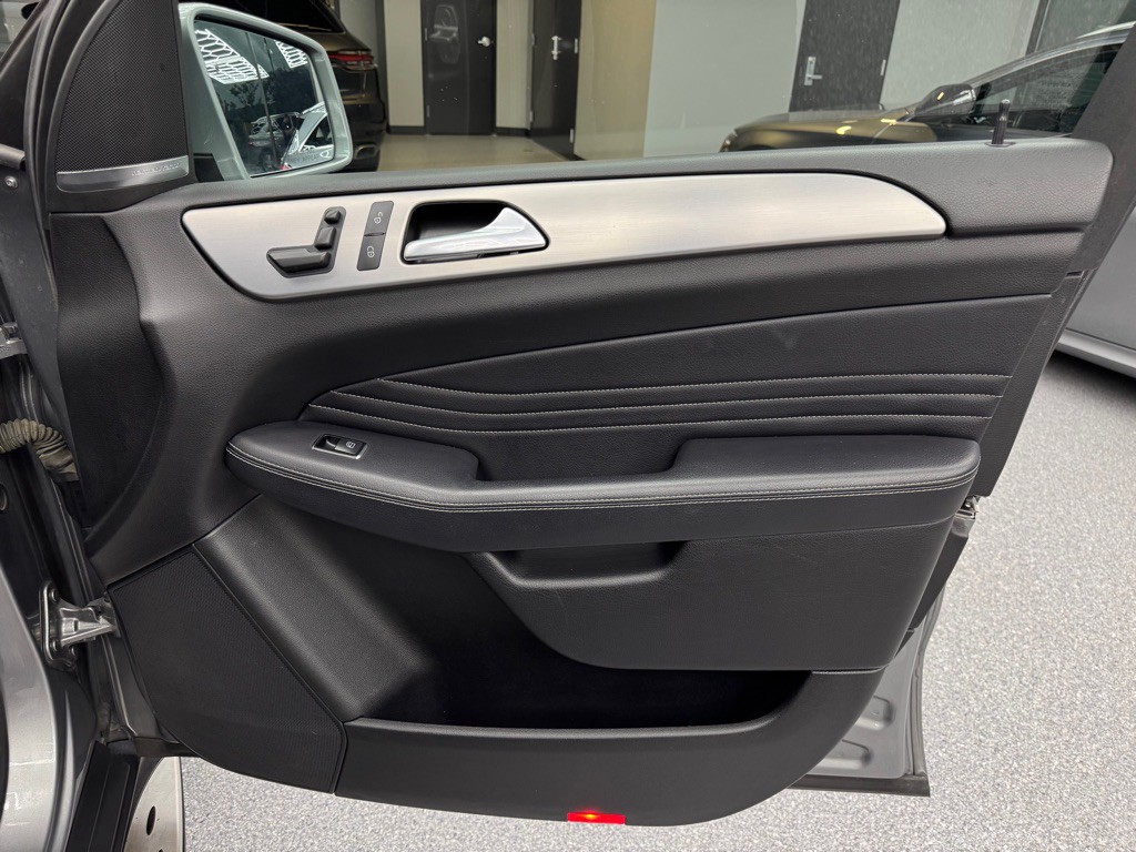 2014 Mercedes-Benz M-Class Image 23