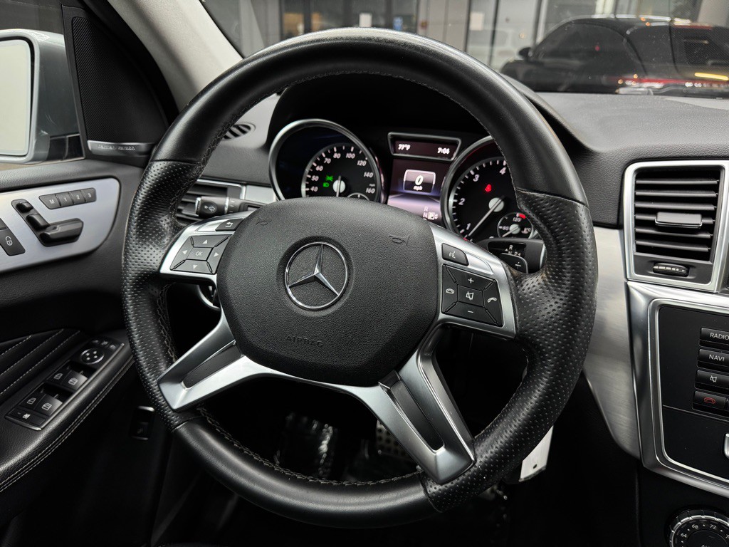 2014 Mercedes-Benz M-Class Image 32