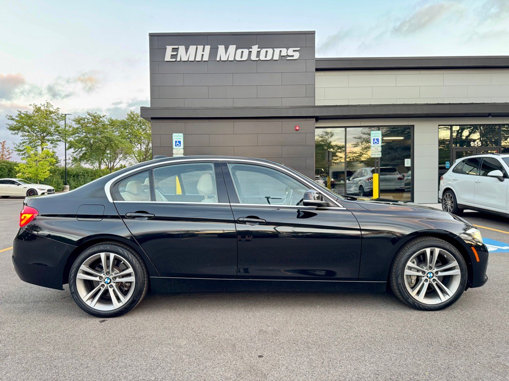 2016 BMW 3 Series Image 14