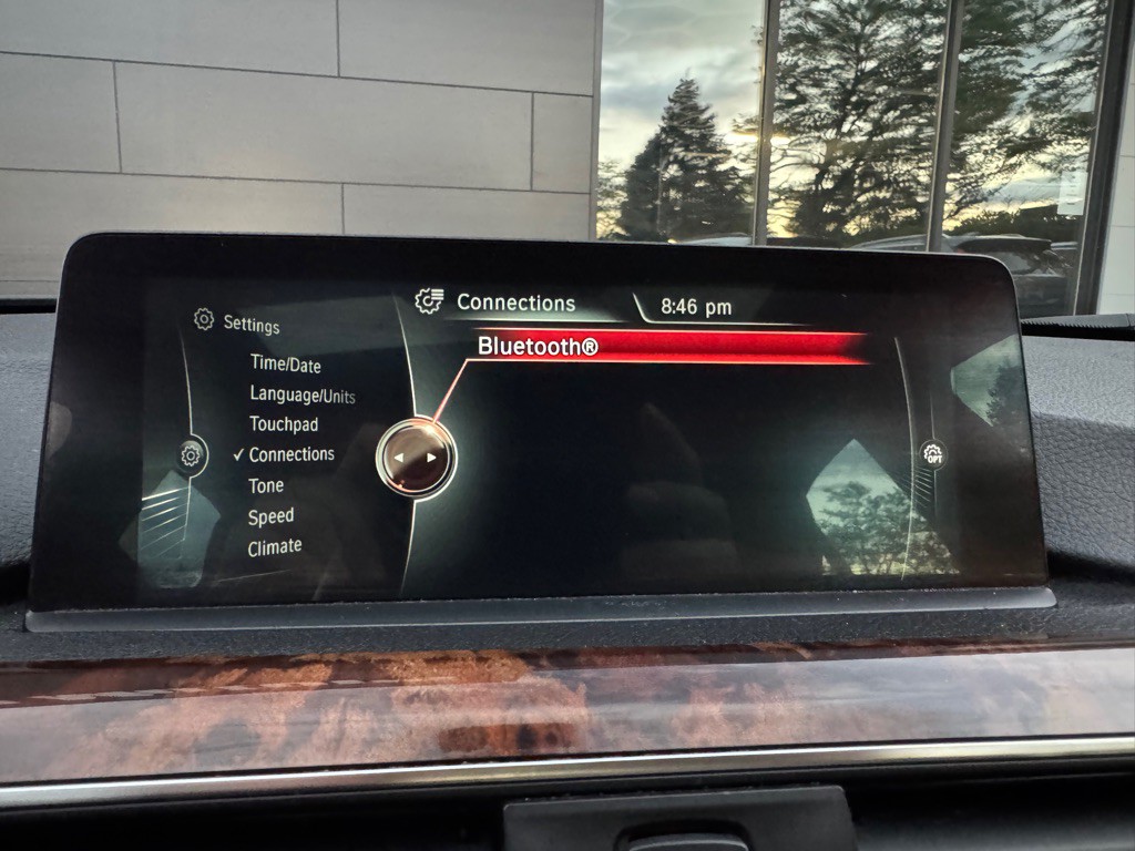 2016 BMW 3 Series Image 31