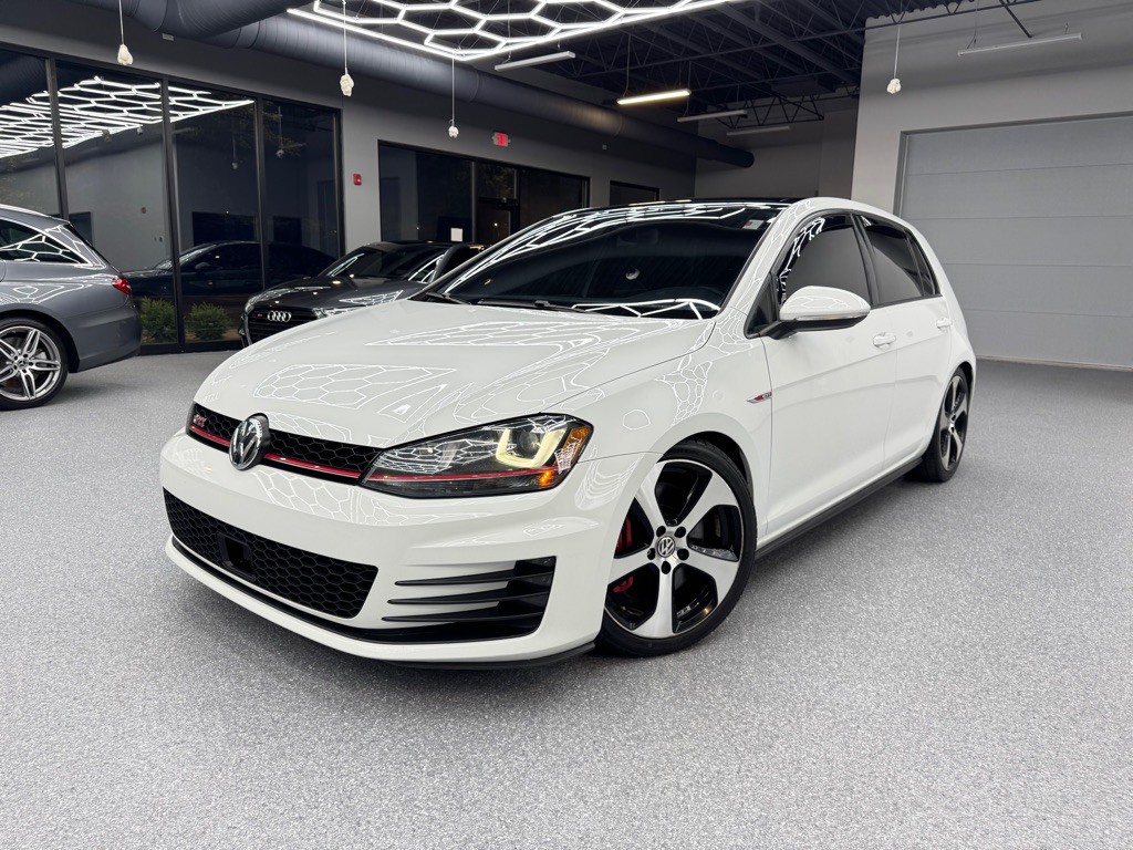 2017 Volkswagen GTI Image 5