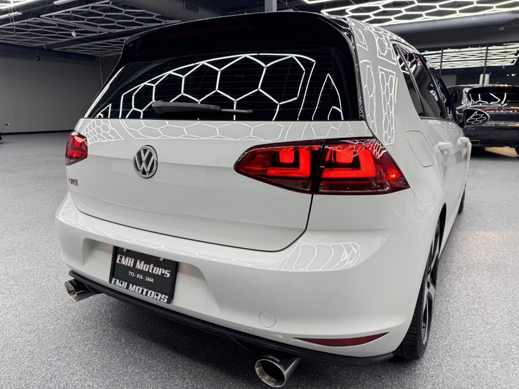 2017 Volkswagen GTI Image 14