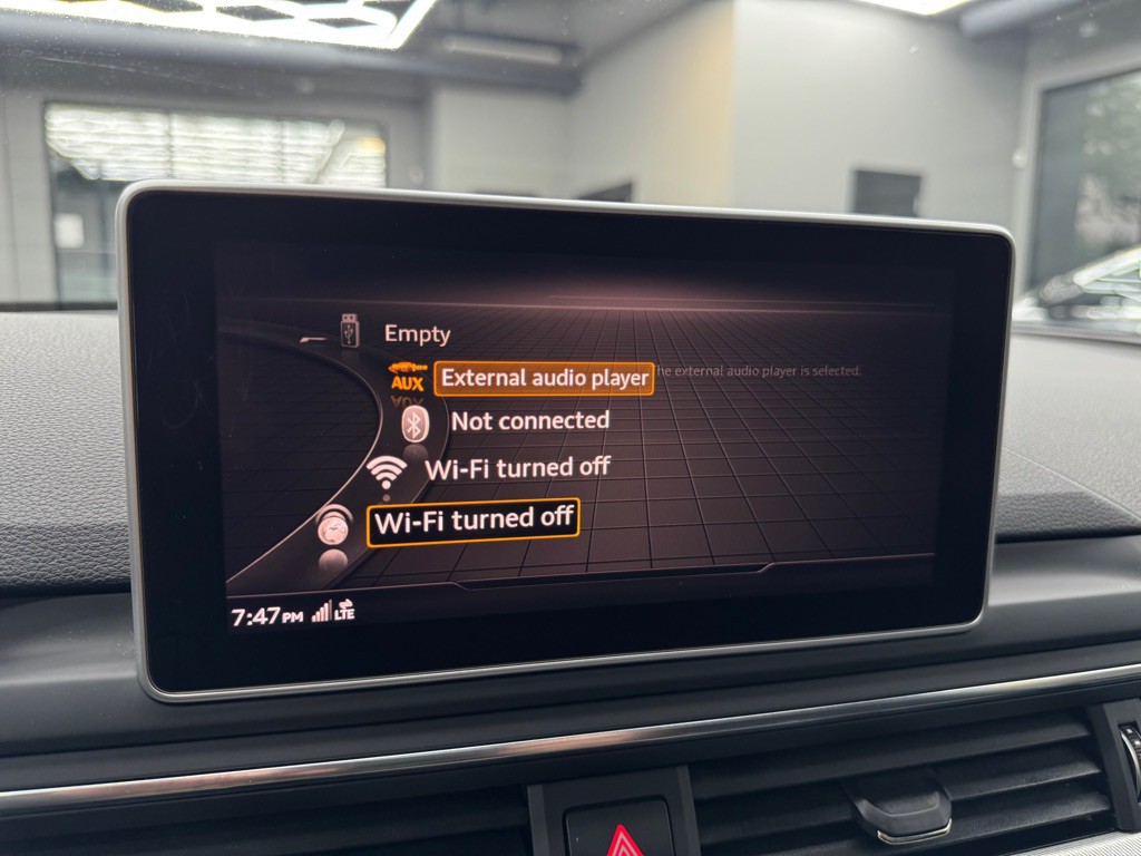 2017 Audi A4 Image 38