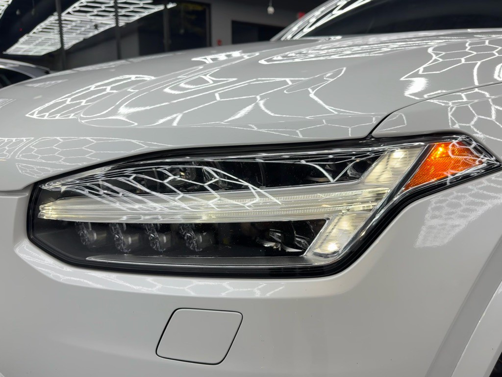 2016 Volvo XC90 Image 8