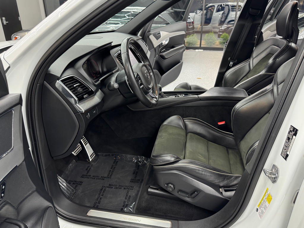 2016 Volvo XC90 Image 21