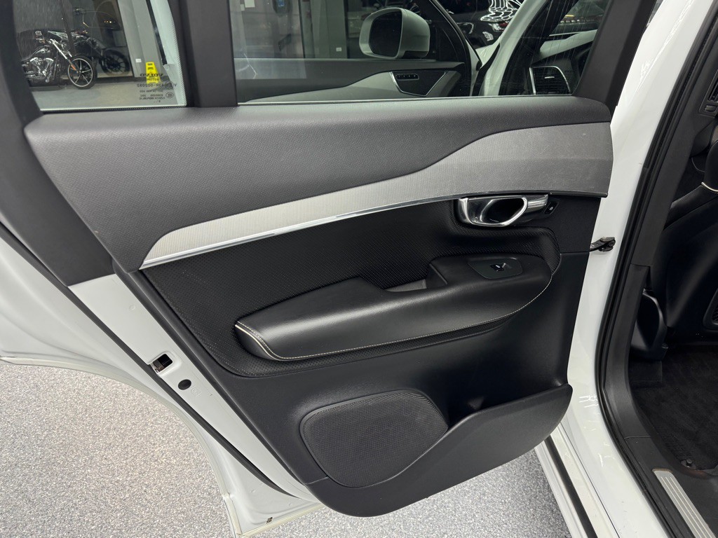 2016 Volvo XC90 Image 23