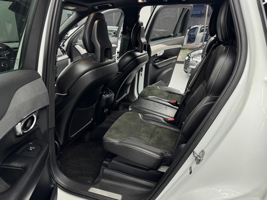 2016 Volvo XC90 Image 24