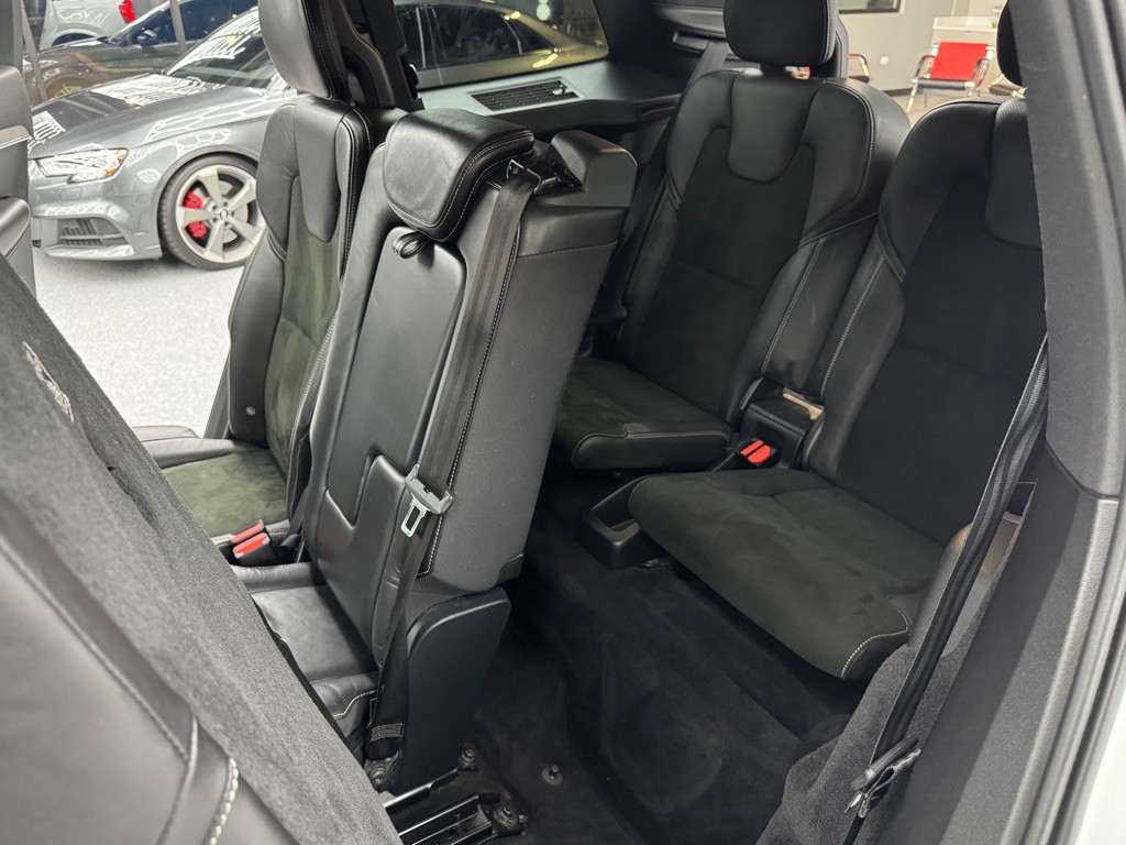 2016 Volvo XC90 Image 25