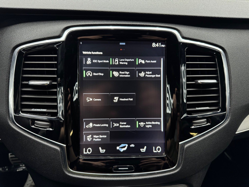 2016 Volvo XC90 Image 40