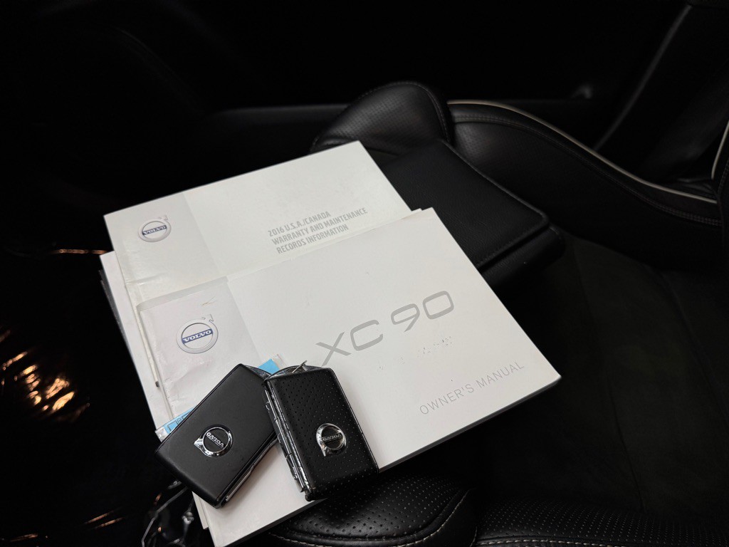 2016 Volvo XC90 Image 45