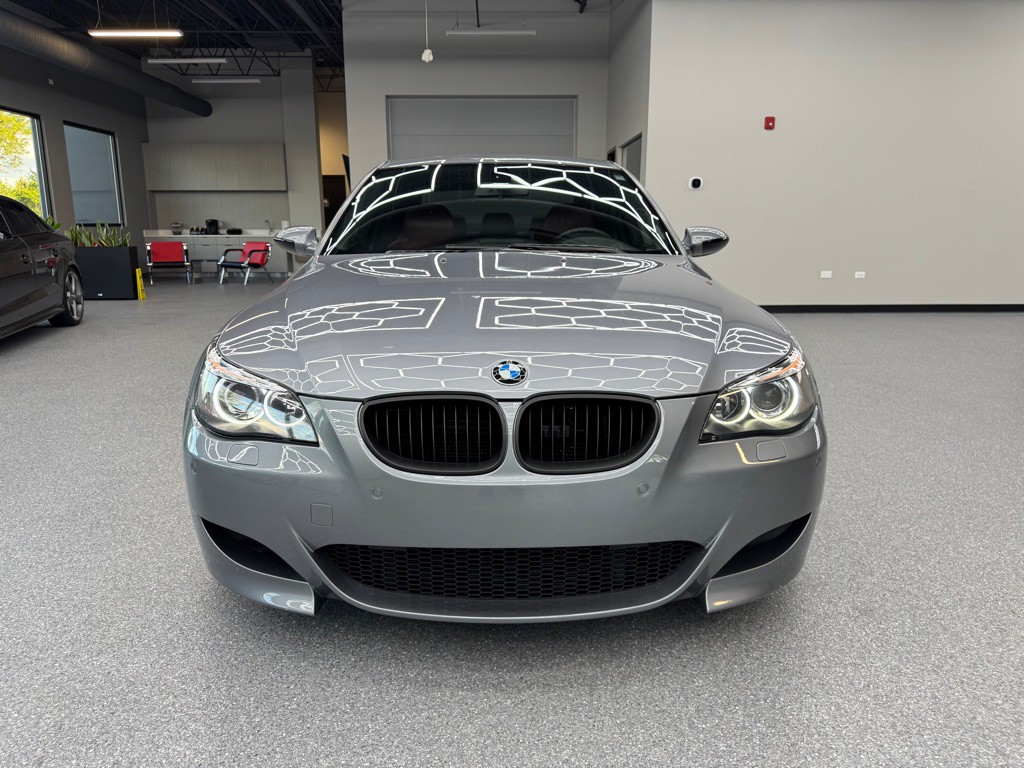 2006 BMW M5 Image 4