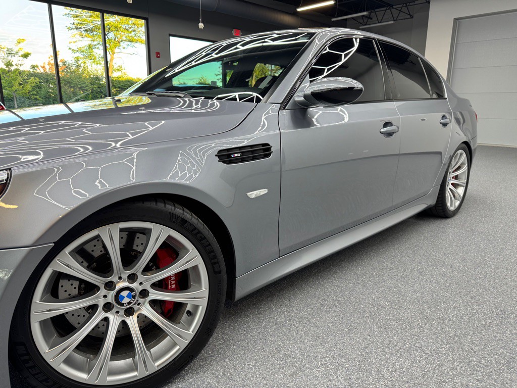 2006 BMW M5 Image 8