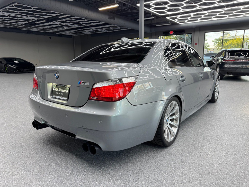 2006 BMW M5 Image 15