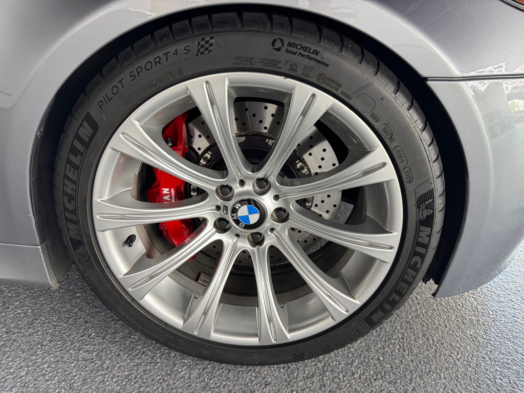2006 BMW M5 Image 21