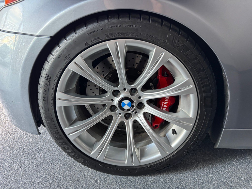 2006 BMW M5 Image 22
