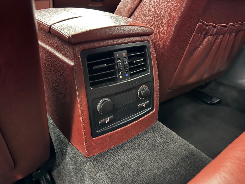2006 BMW M5 Image 31