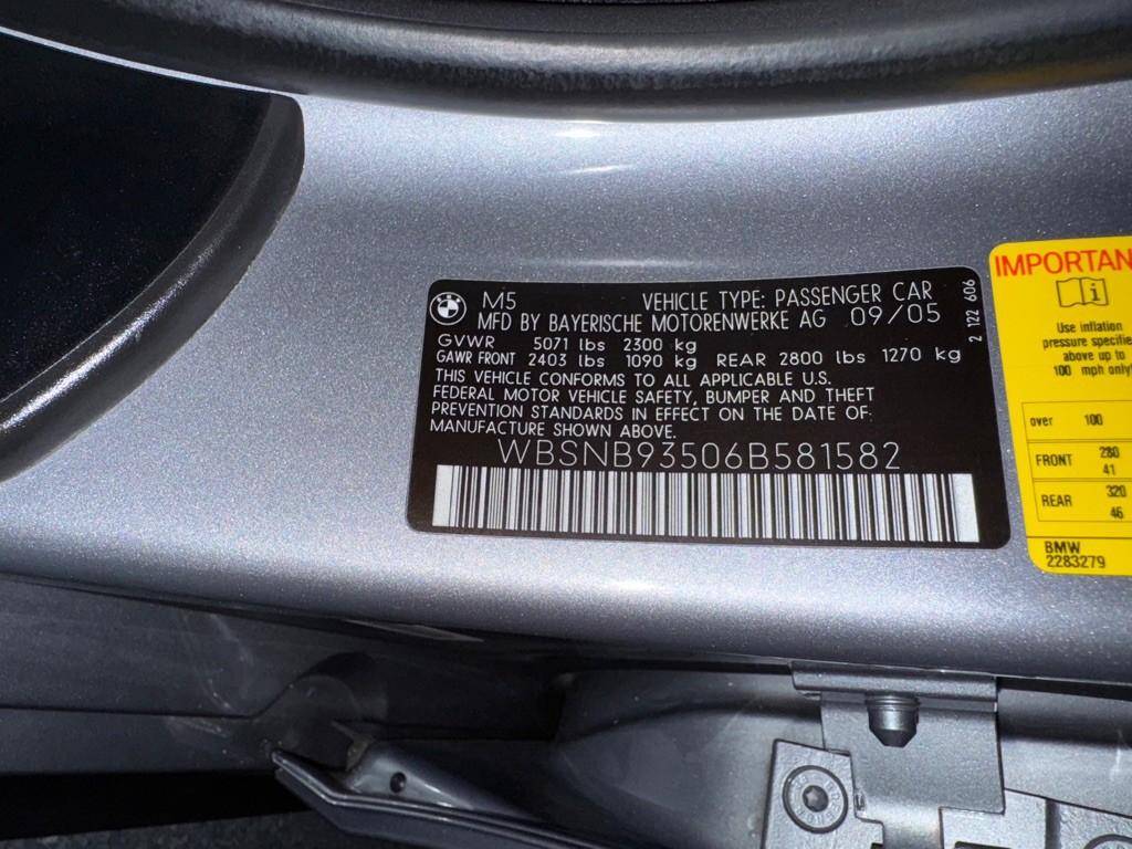 2006 BMW M5 Image 46