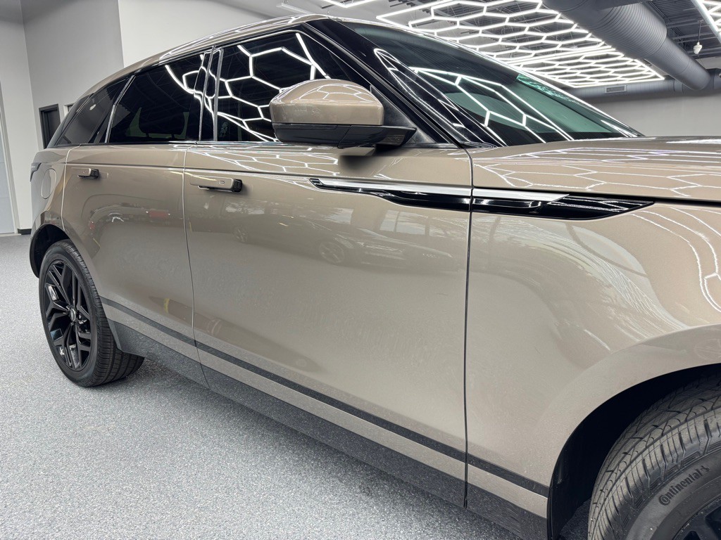 2018 Land Rover Range Rover Image 3