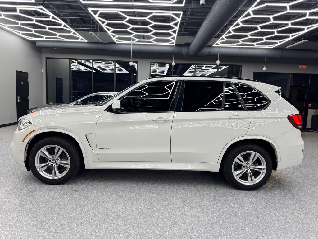 2017 BMW X5 Image 9
