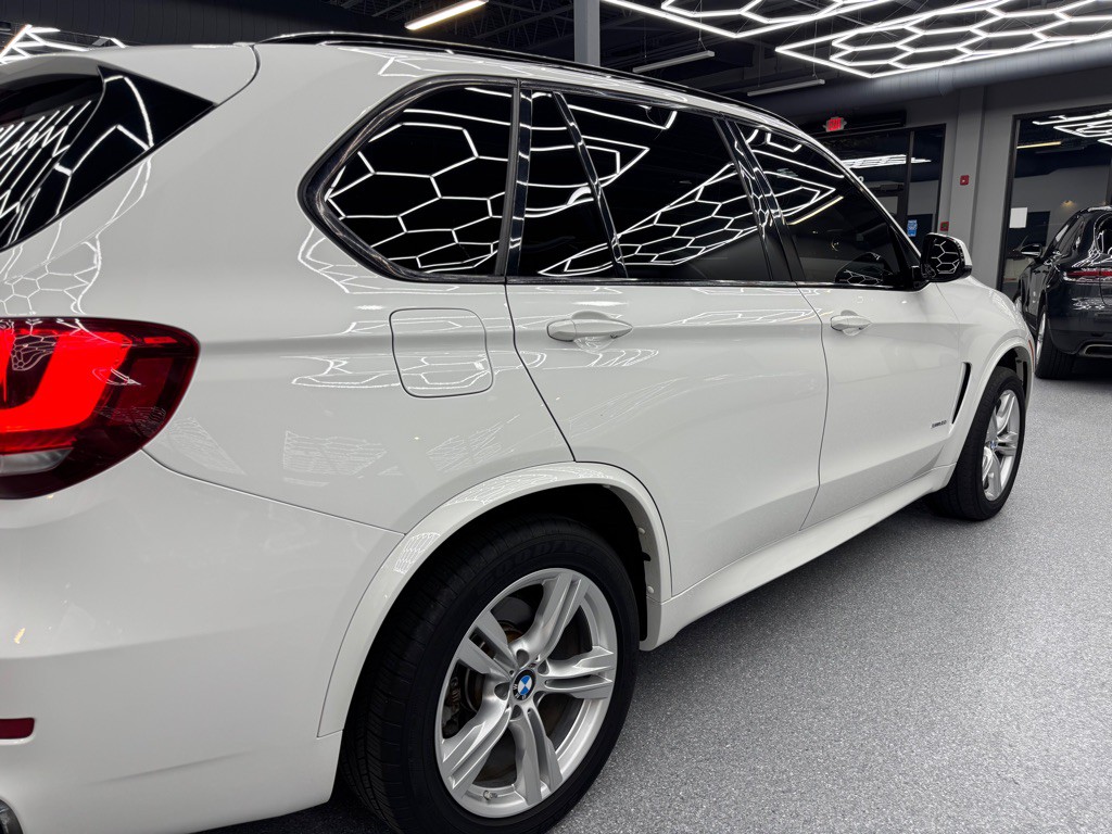 2017 BMW X5 Image 14