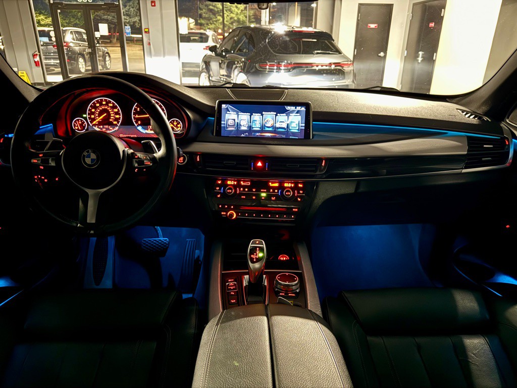 2017 BMW X5 Image 34