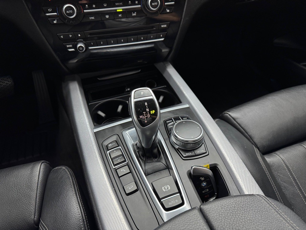 2017 BMW X5 Image 41