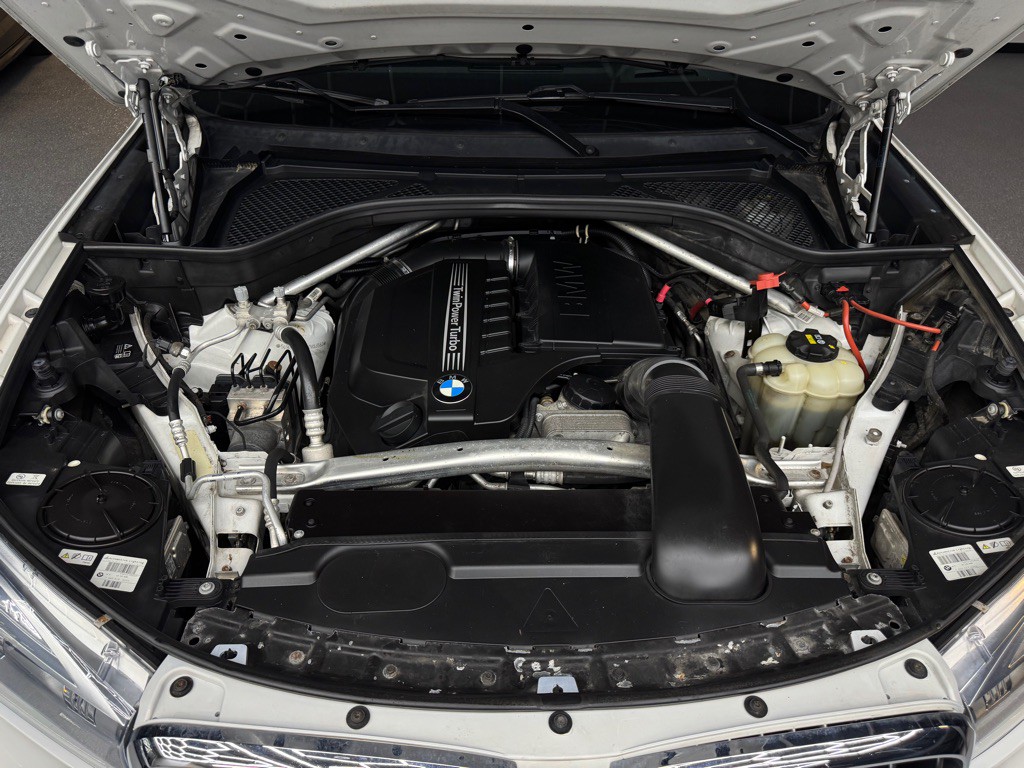 2017 BMW X5 Image 46