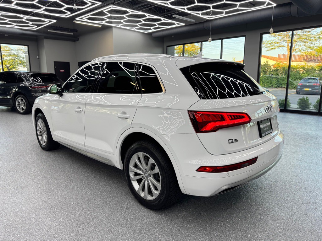 2018 Audi Q5 Image 9